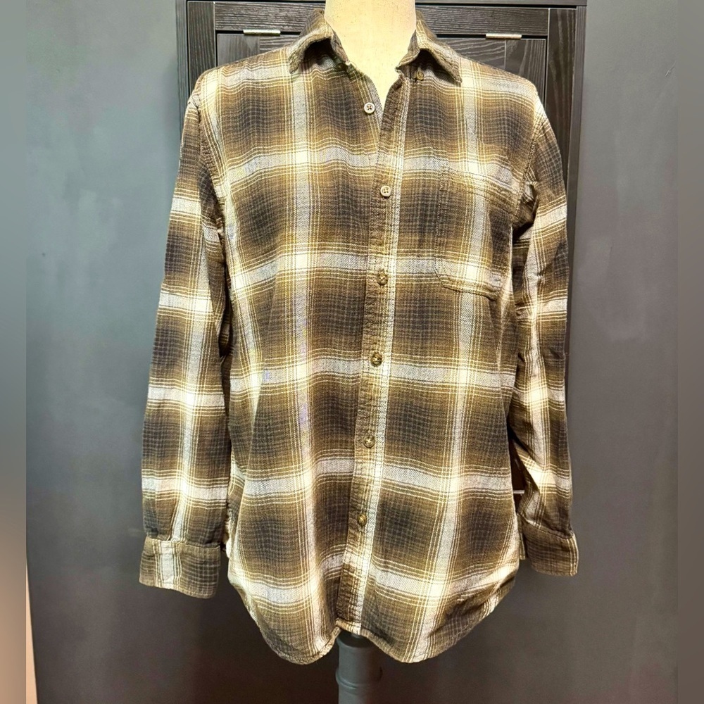 Faded Glory green/beige/black flannel